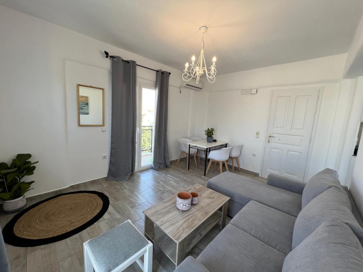 Filia Suite-Apartment Agia Anna  Exterior photo